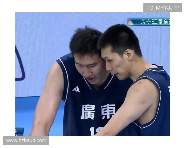 2020年深圳男篮与广东男篮激战回顾及精彩瞬间分析