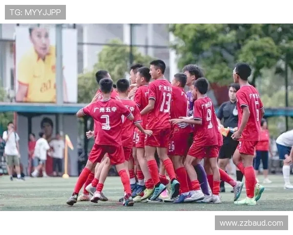 广州足球队荣登足球个人能力排行榜第二名引发热议